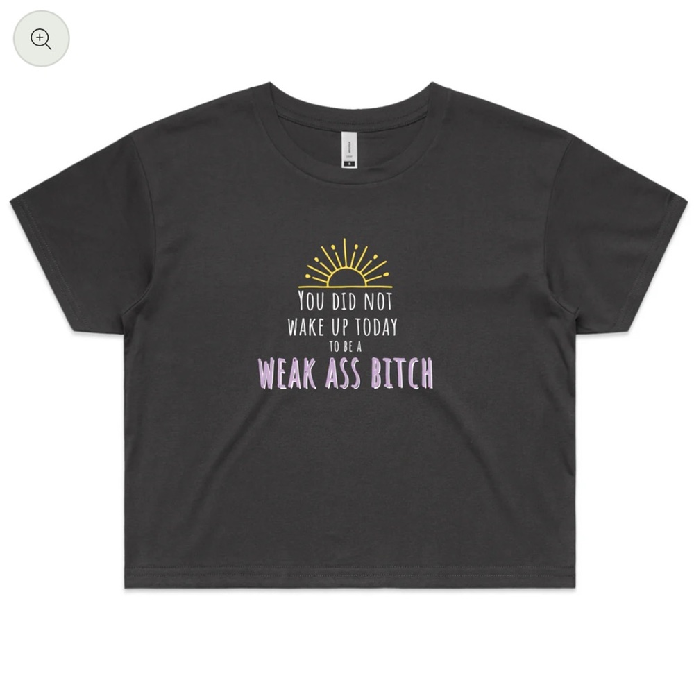 Profound Sass graphic cropped tee